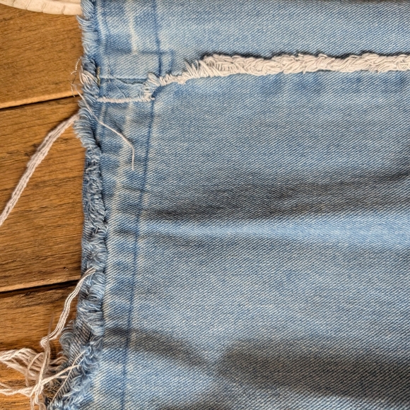 Stylish Light Blue Straight Leg Jeans - Picture 4 of 5